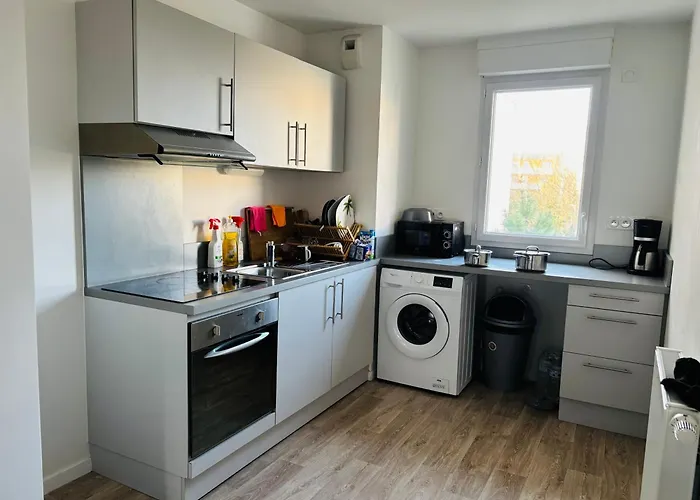 Spacieuse Et Lumineuse *