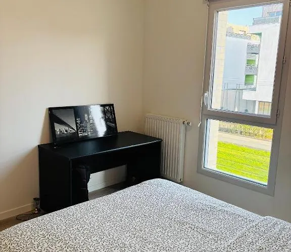 Rum i privatbostad Spacieuse Et Lumineuse Angers